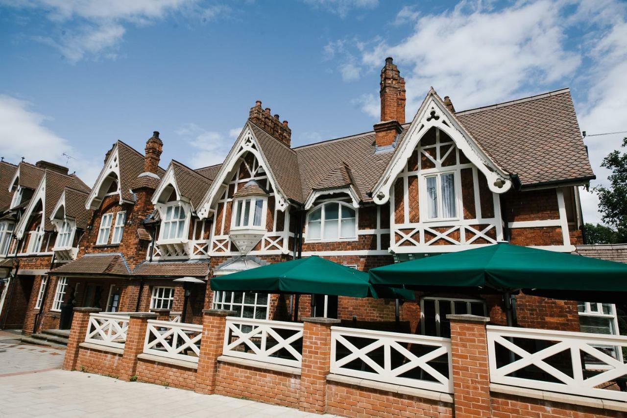 Forest Hotel Dorridge エクステリア 写真